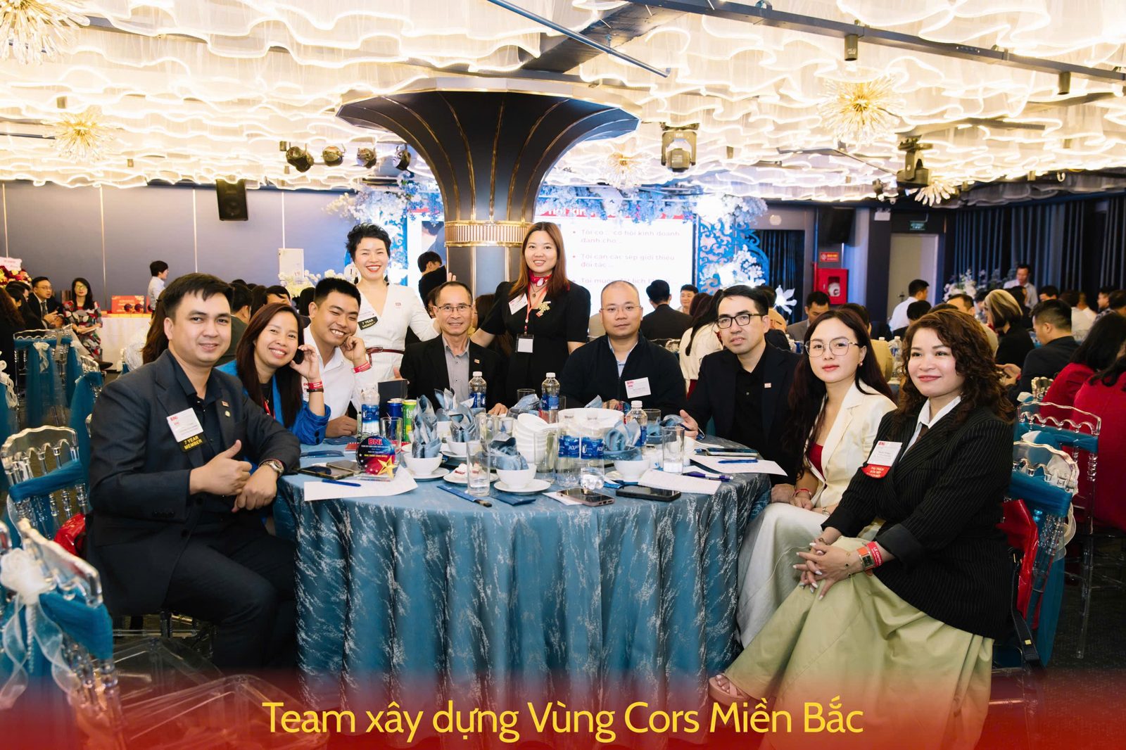 Bàn tiệc doanh nhân